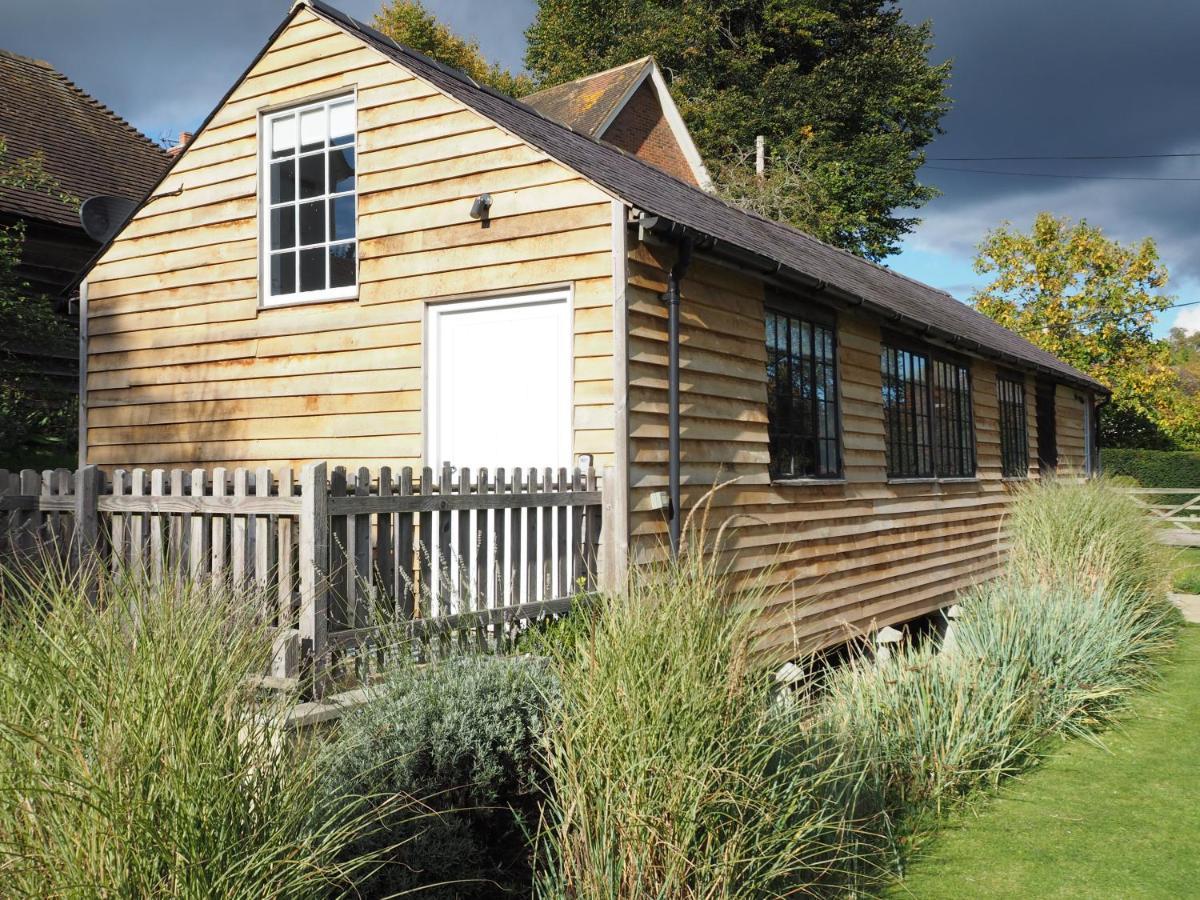 Lodge The Fisherman's Andover